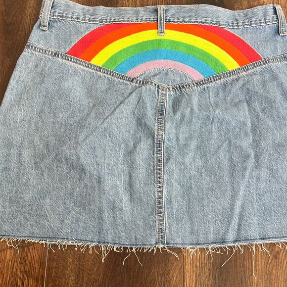 Target Size Medium Light Wash Denim Skirt Pride Rainbow Embroidered Frayed Hem - Picture 3 of 14